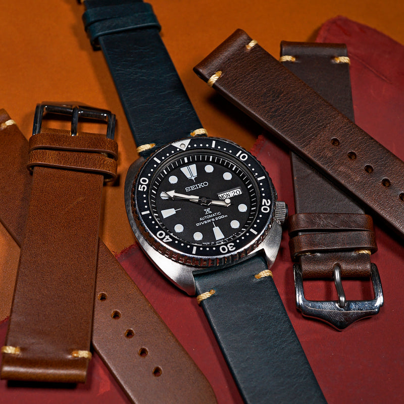Premium Vintage Oil Waxed Leather Watch Strap in Navy