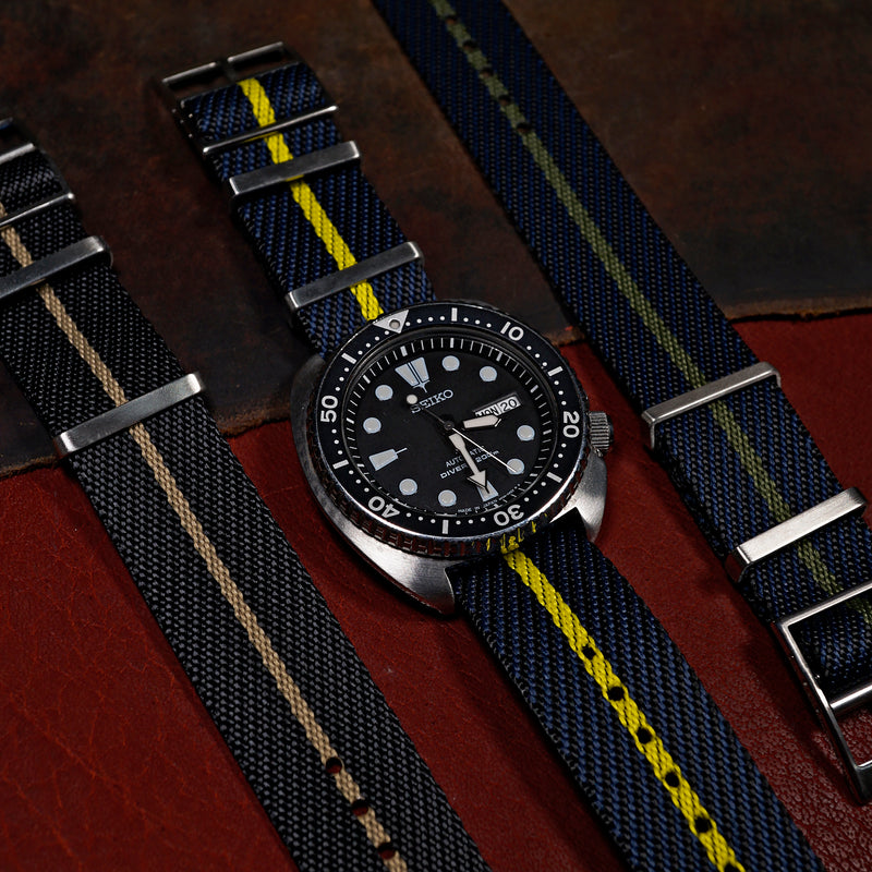 Lux Single Pass Strap in Navy Yellow