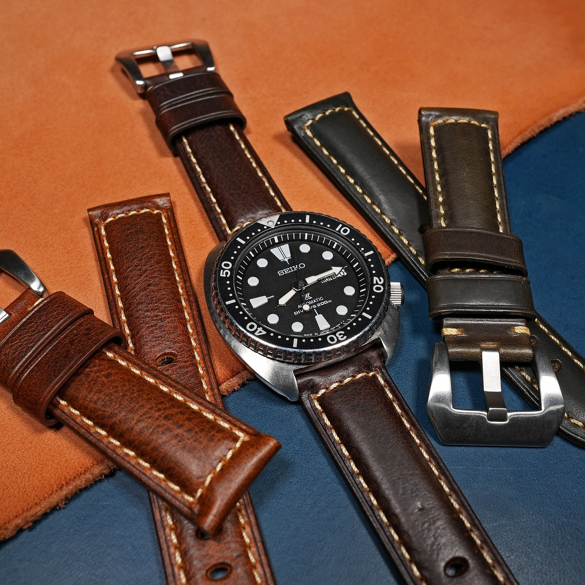 M2 Oil Waxed Leather Watch Strap in Brown