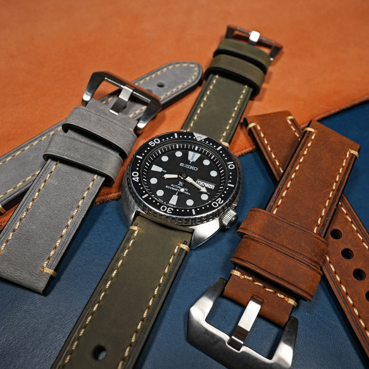 M1 Vintage Leather Watch Strap in Olive