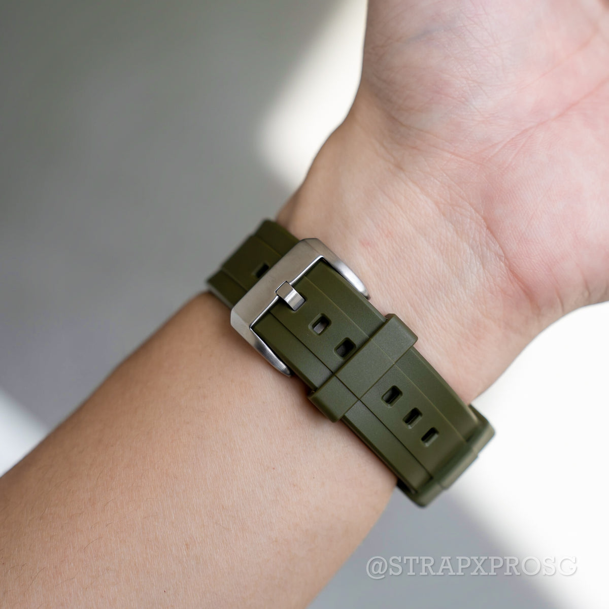 StrapXPro Curved End Rubber Strap for Seiko Monster (4th Gen) in Army Green (20mm)