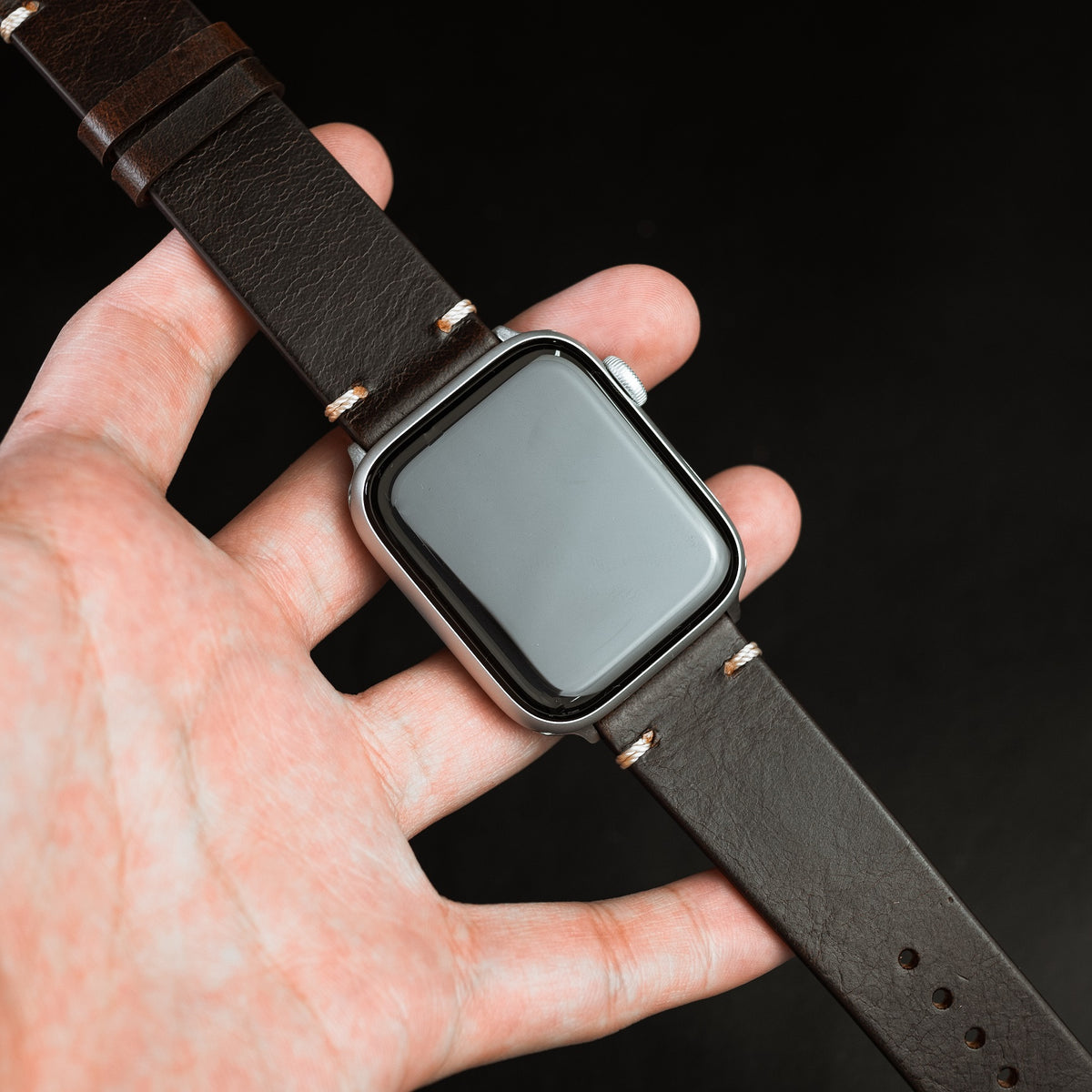 Premium Vintage Oil Waxed Leather Strap in Brown (Apple Watch)