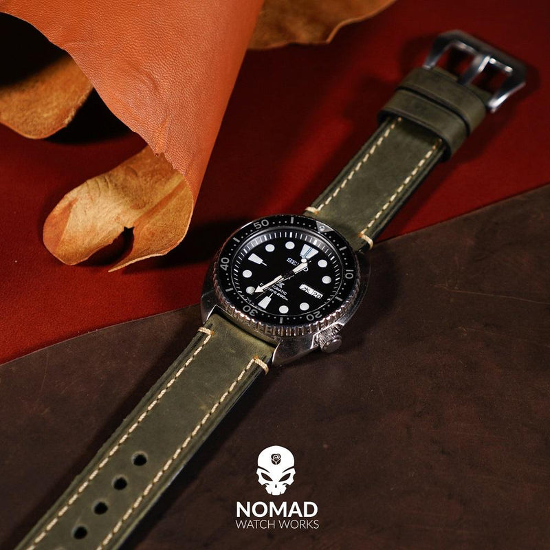 M1 Vintage Leather Watch Strap in Olive