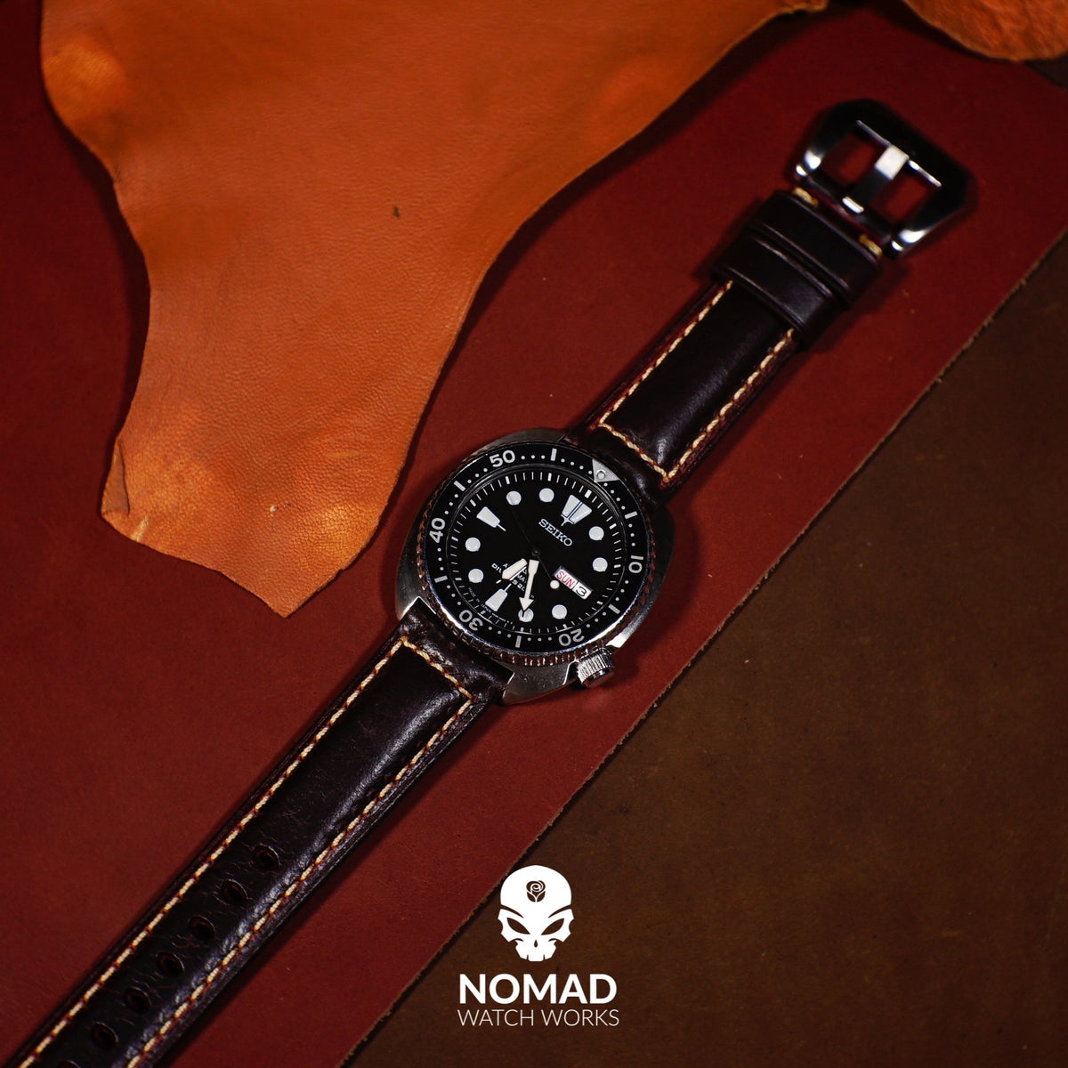M2 Oil Waxed Leather Watch Strap in Maroon